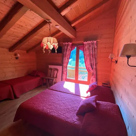 Les Noisetiers Chalet *