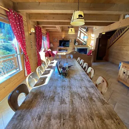 Les Noisetiers Chalet *